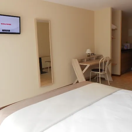 La Pause מלון Évreux