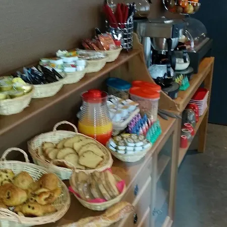 La Pause מלון 3*