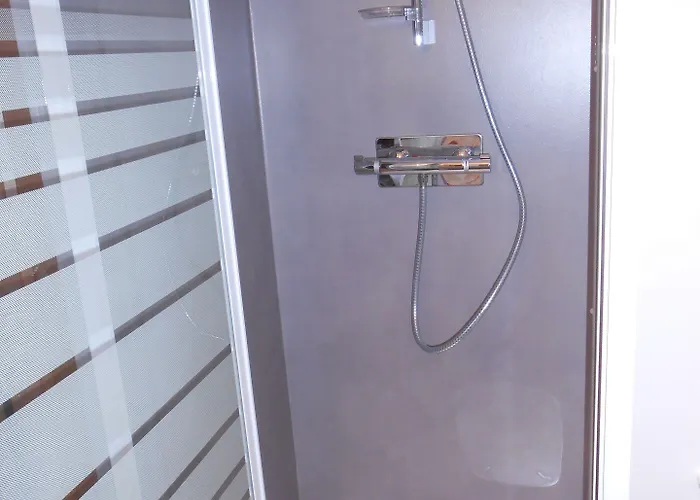 Hotel La Pause Évreux