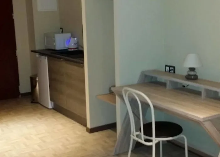 Hotel La Pause Évreux